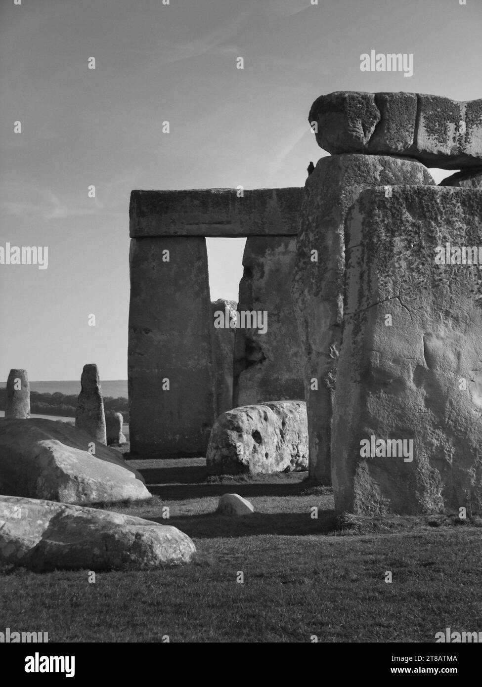 Stonehenge, Neolithic ancient standing stones, stone circle monument.  Wiltshire, England, United Kingdom.  Monochrome image. Stock Photo