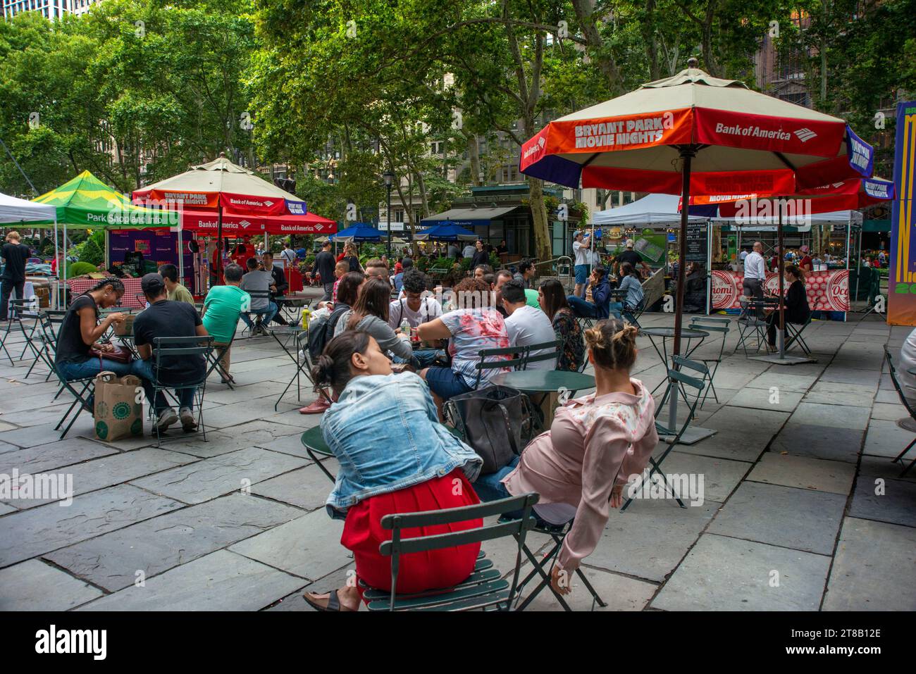 Bryant Park, read corner, bars and restaurants, Midtown Manhattan, New