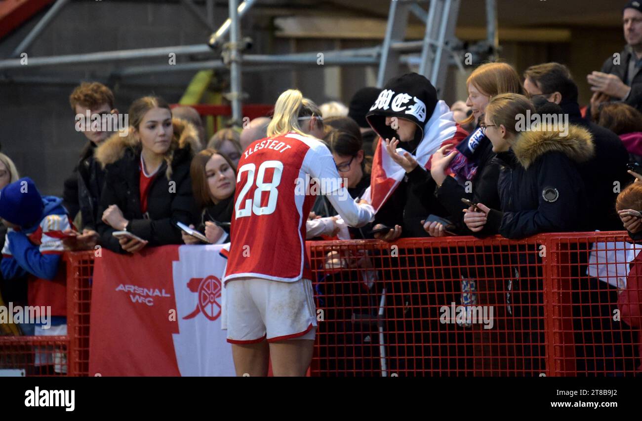 Crawley UK 19th November 2023 -  Amanda Ilestedt of Arsenal signs autographs after the Barclays  Women's Super League football match between Brighton & Hove Albion and Arsenal at The Broadfield Stadium in Crawley  : Credit Simon Dack /TPI/ Alamy Live News Stock Photo