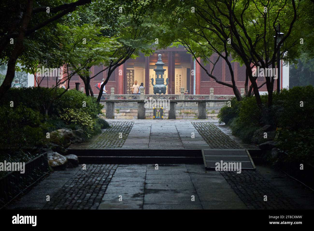 The Tomb of Yue Fei in Hangzhou, Zhejiang Province, China Stock Photo