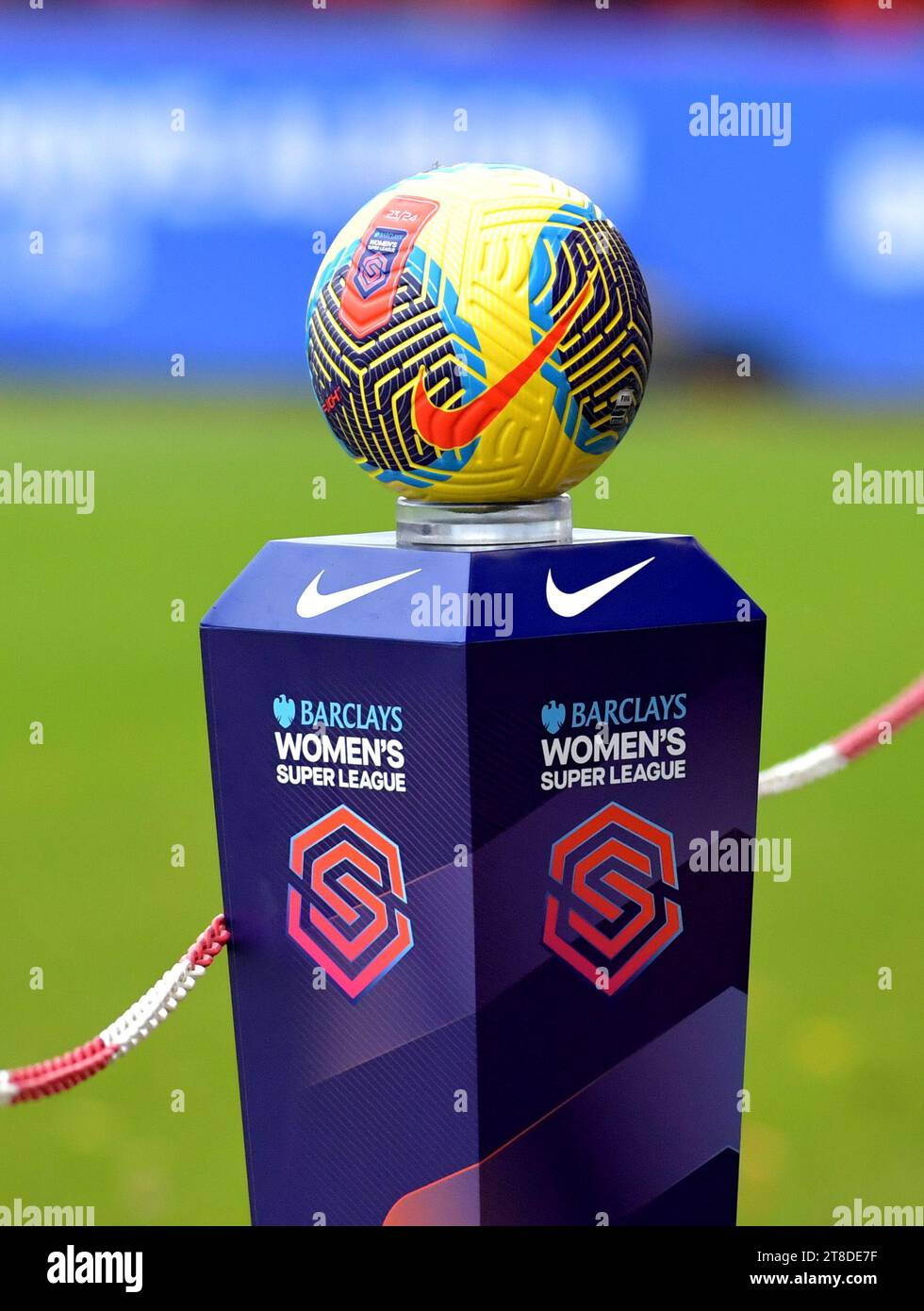 Crawley UK 19th November 2023 -  The Barclays  Women's Super League football match between Brighton & Hove Albion and Arsenal at The Broadfield Stadium in Crawley  : Credit Simon Dack /TPI/ Alamy Live News Stock Photo