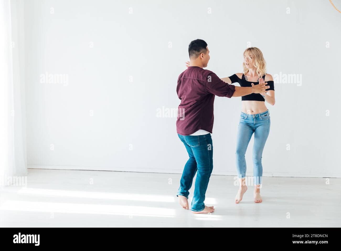learning to dance paired bachata kizomba movement couples male and