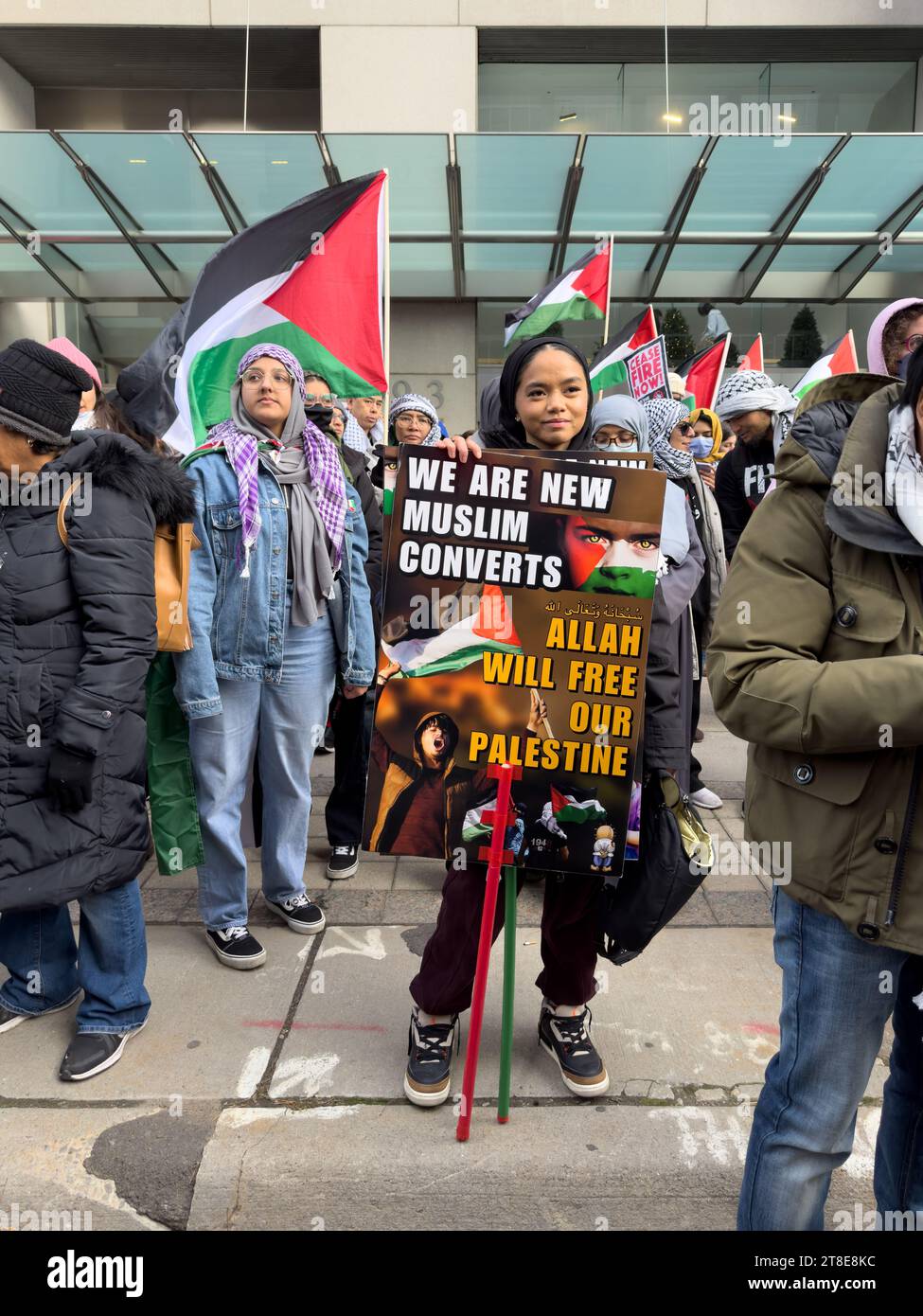 Pro-Palestine Protest in University Avenue by the USA consulate