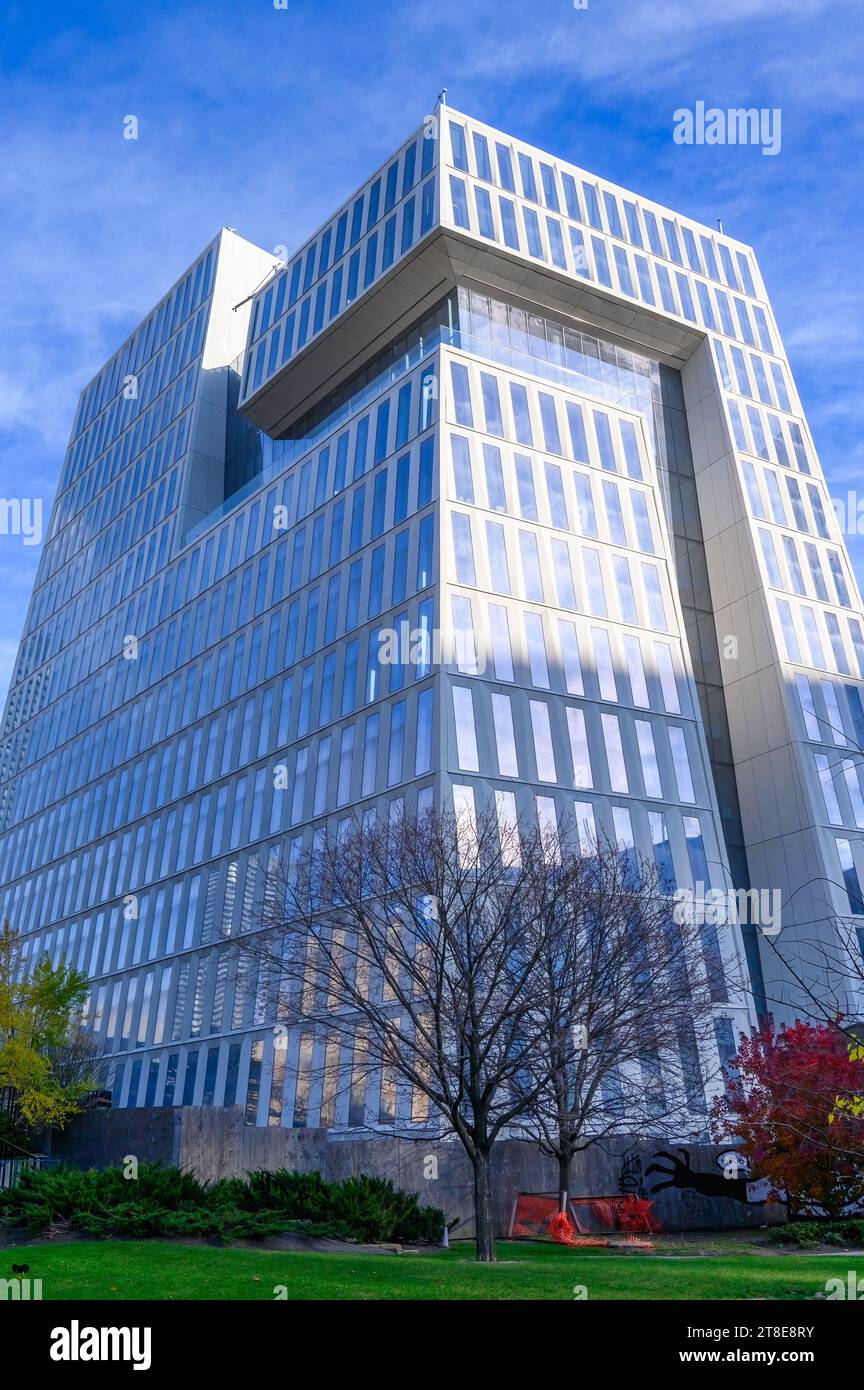 New building in University Ave and College St. , downtown district