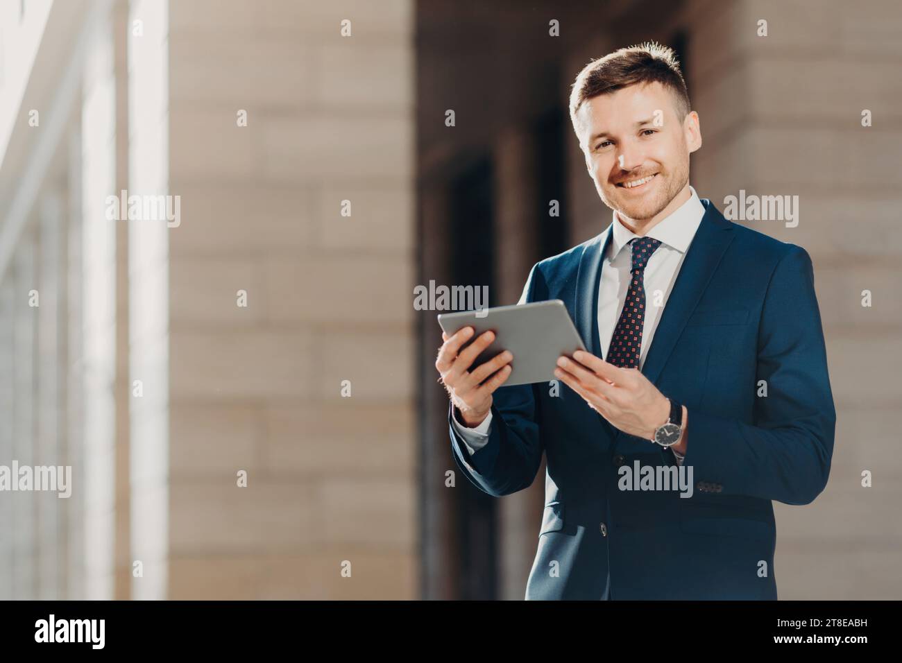 Tech minded management hi-res stock photography and images - Alamy