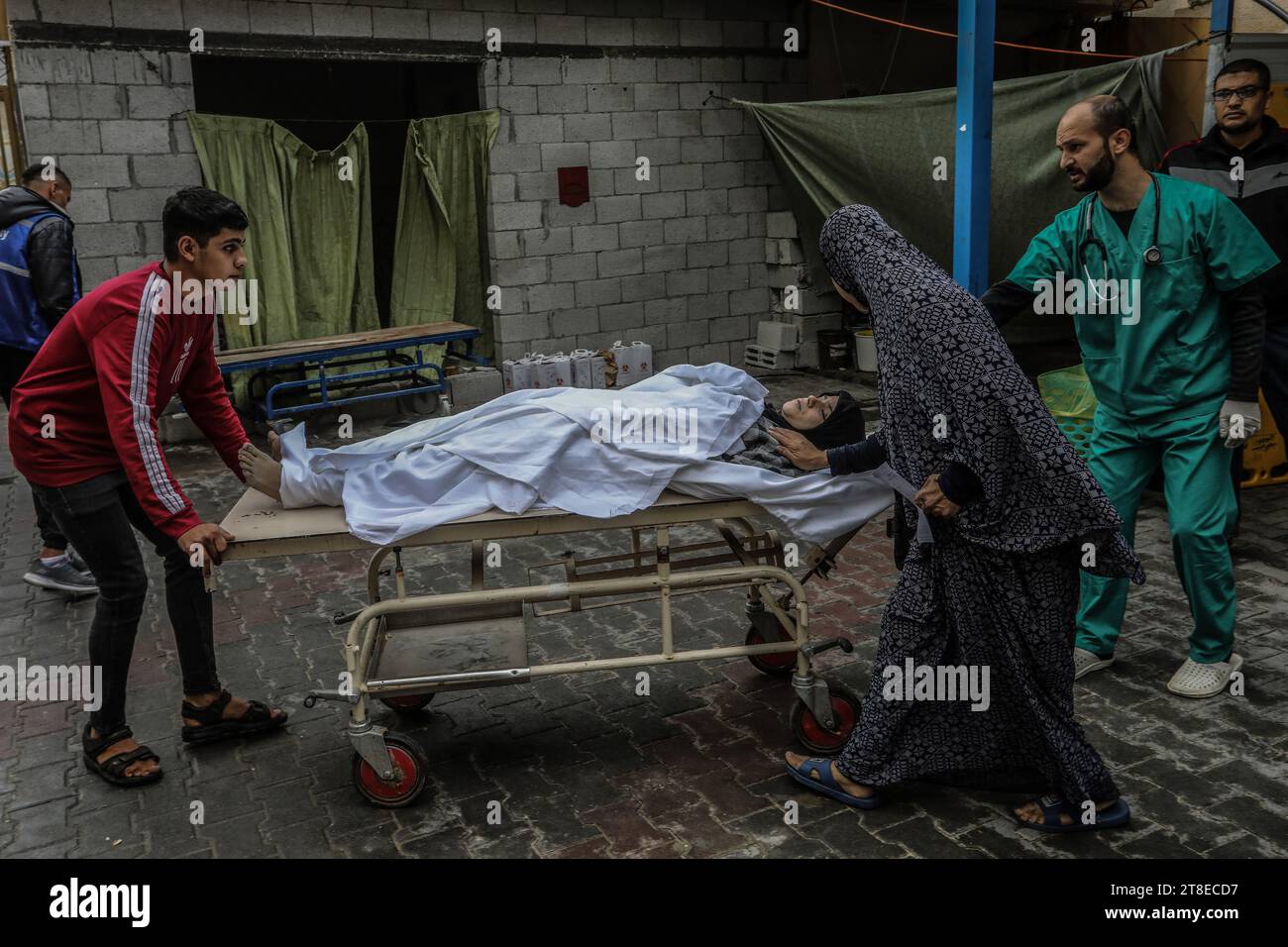 Rafah, Palestinian Territories. 20th Nov, 2023. Wounded Palestinians