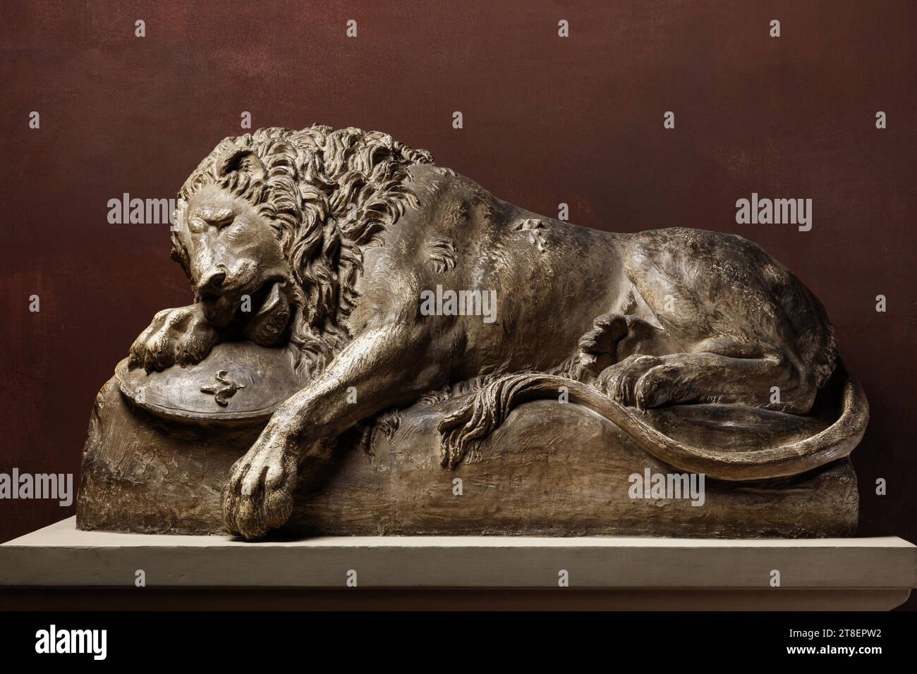 Dying Lion (The Lucerne Lion), Bertel Thorvaldsen, 1770-1844, 1819, Sculpture, Statue, Cast, Height 84 cm, Width 161 cm, Sculpture, European, Modernity (1800 - 1914 Stock Photo
