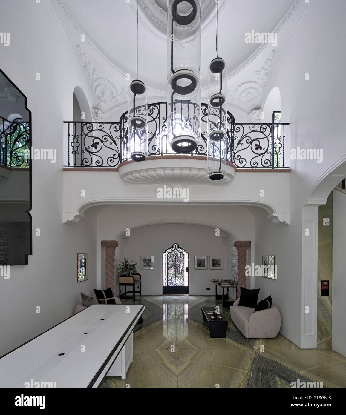 Modern Apartment Layouts With Decorative Fireplaces photo