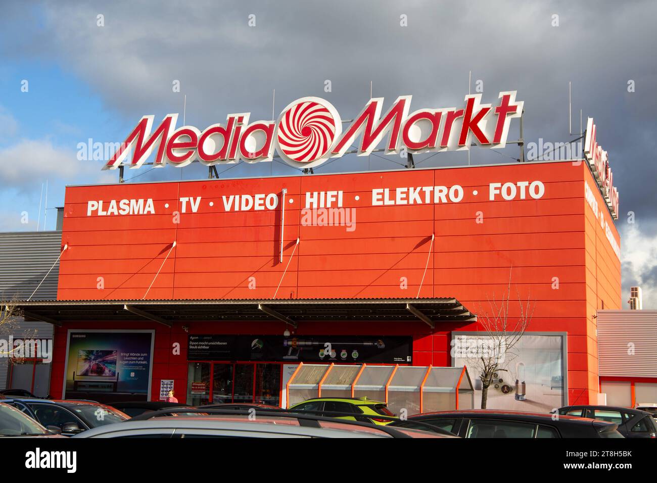 Mediamarkt store hi-res stock photography and images - Alamy