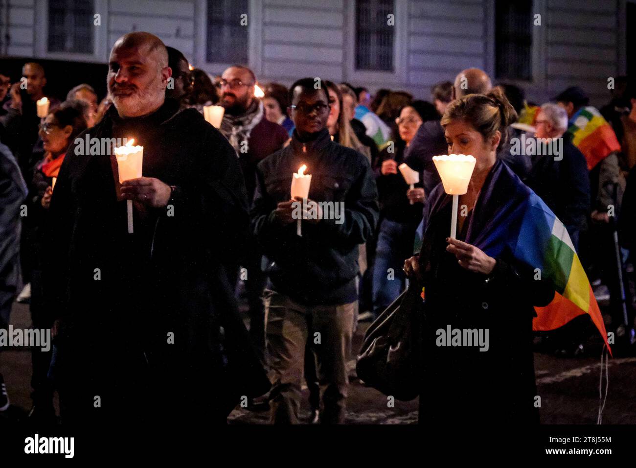 Peace and Disarmament, torchlight procession in Naples The Peace and Disarmament Committee meets in Naples November, 20 2023, for an interfaith torchlight procession for Peace in the Middle East between Palestine and Israel DSCF4898 Copyright: xAntonioxBalascox Credit: Imago/Alamy Live News Stock Photo