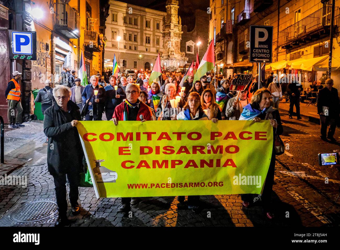 Peace and Disarmament, torchlight procession in Naples The Peace and Disarmament Committee meets in Naples November, 20 2023, for an interfaith torchlight procession for Peace in the Middle East between Palestine and Israel DSCF4946 Copyright: xAntonioxBalascox Credit: Imago/Alamy Live News Stock Photo