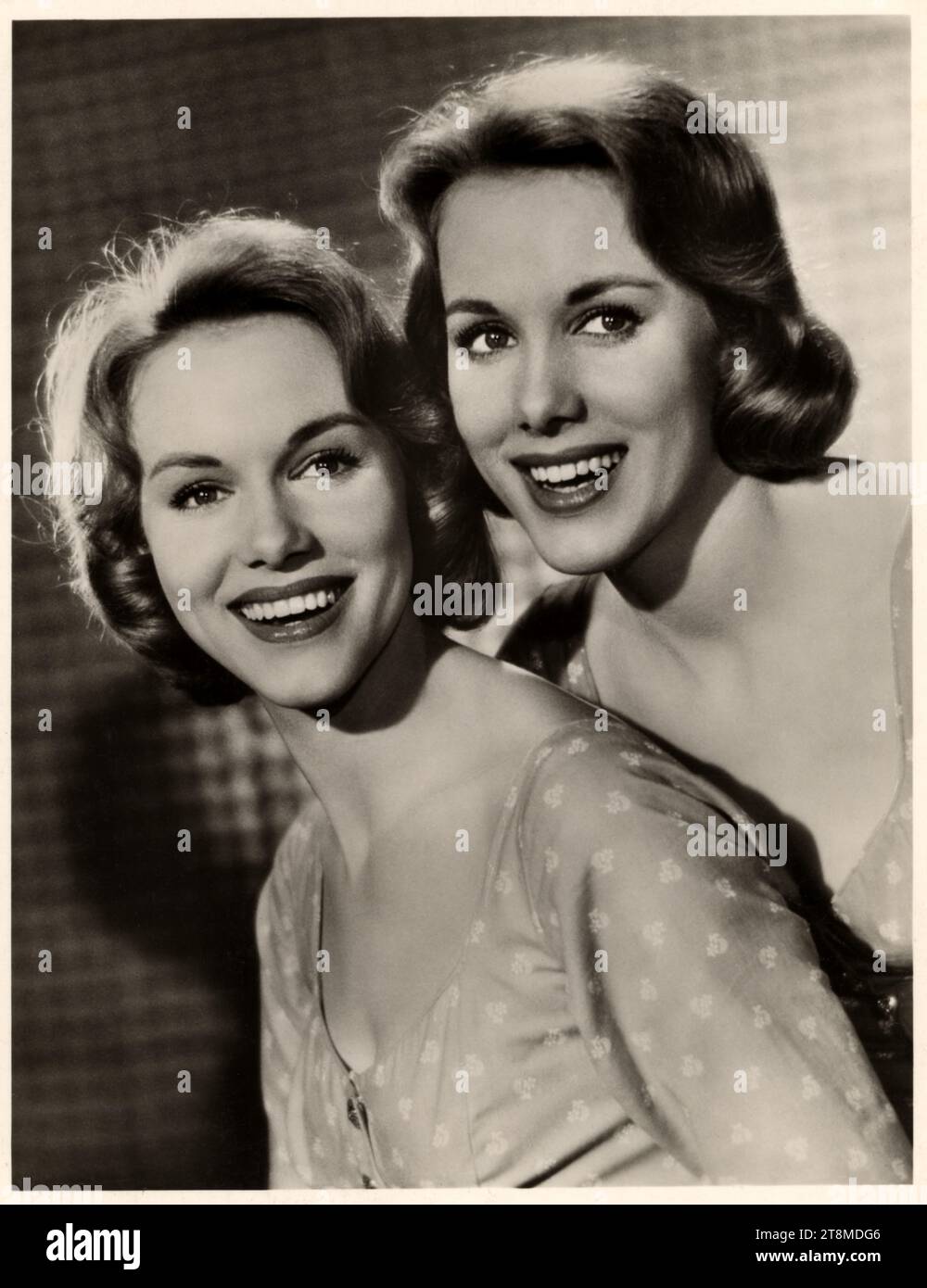 1957 , Berlin , GERMANY The german twins sisters ALICE and ELLEN
