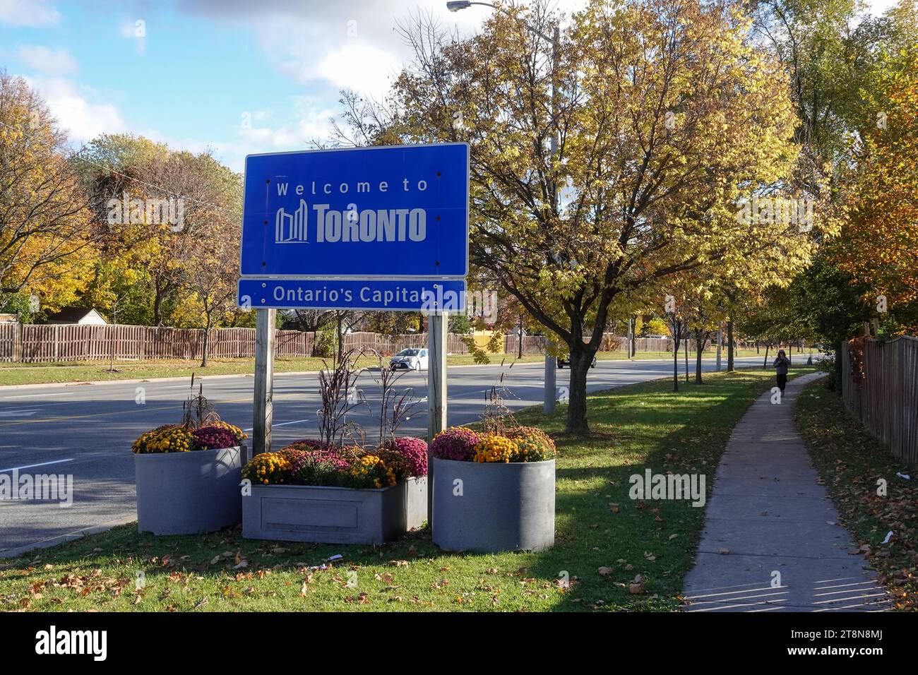 Welcome to Toronto road sign, Toronto is Ontario's capital, in the fall or autumn season, daytime Stock Photo