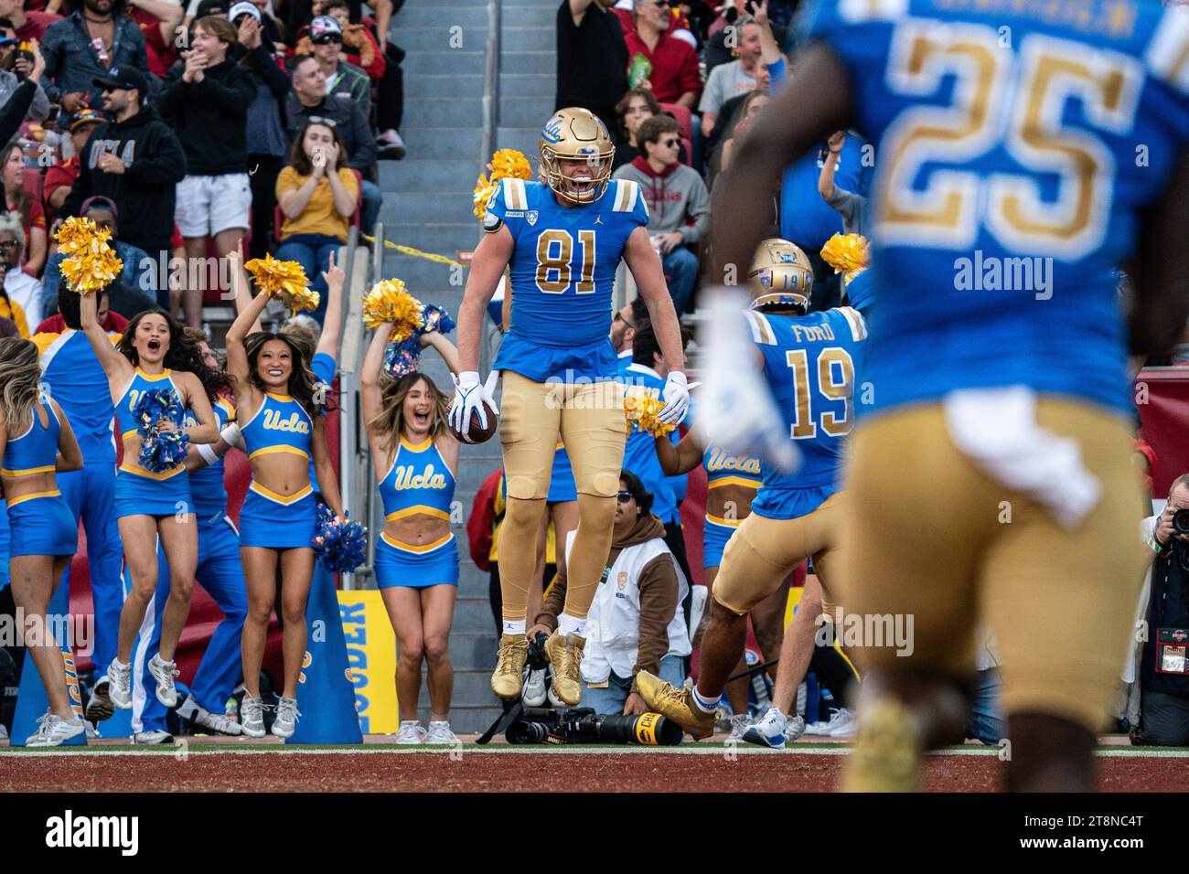 UCLA Bruins tight end Hudson Habermehl (81) celebrates scoring a ...