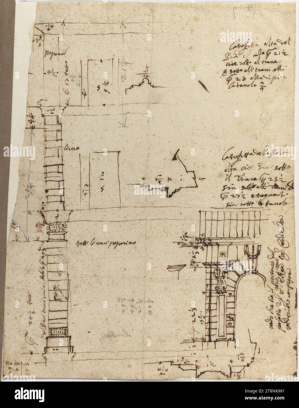 Rom, Palazzo Carpegna, Fassadenaufnahme (Palazzo Vaini), 1638, Architekturzeichnung, Papier, fein; Federzeichnung; Entwurfsskizzen und Beschriftung mit Feder in Braun, Kotierung auch in Graphit, 26 x 20,3 cm, u. (Graphit): 'scinardi'; r.o. 'the high attic of the, floor of the m p.mi 21 1/2, that is, under the beam, and under the partitions, p. 23 higher, the table 3/4'; darunter: 'the attic of the room, high i.e. up to the bottom, the beam p. 25 1/2'; 'sin sotto alli travi al (ta), p. 27 1/2 and three quarters Stock Photo