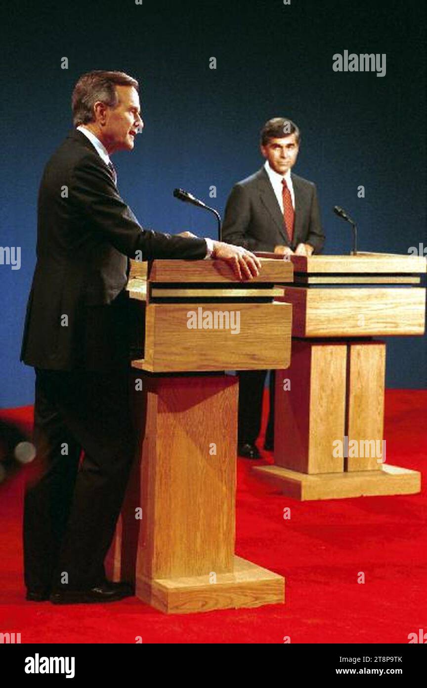 Vice President Bush debates with Michael Dukakis, Los Angeles, CA 13 Oct 88. Stock Photo