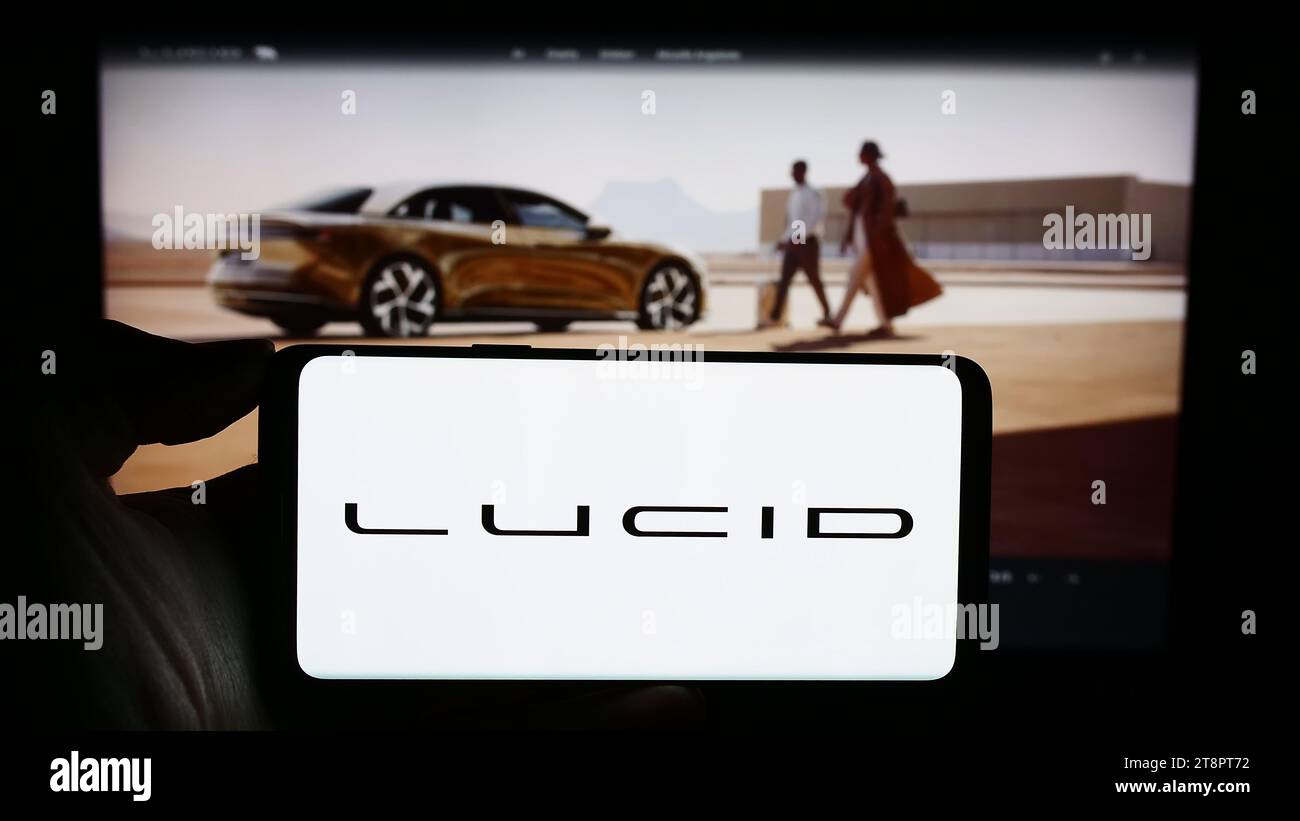 Lucid motors logo hi-res stock photography and images - Alamy