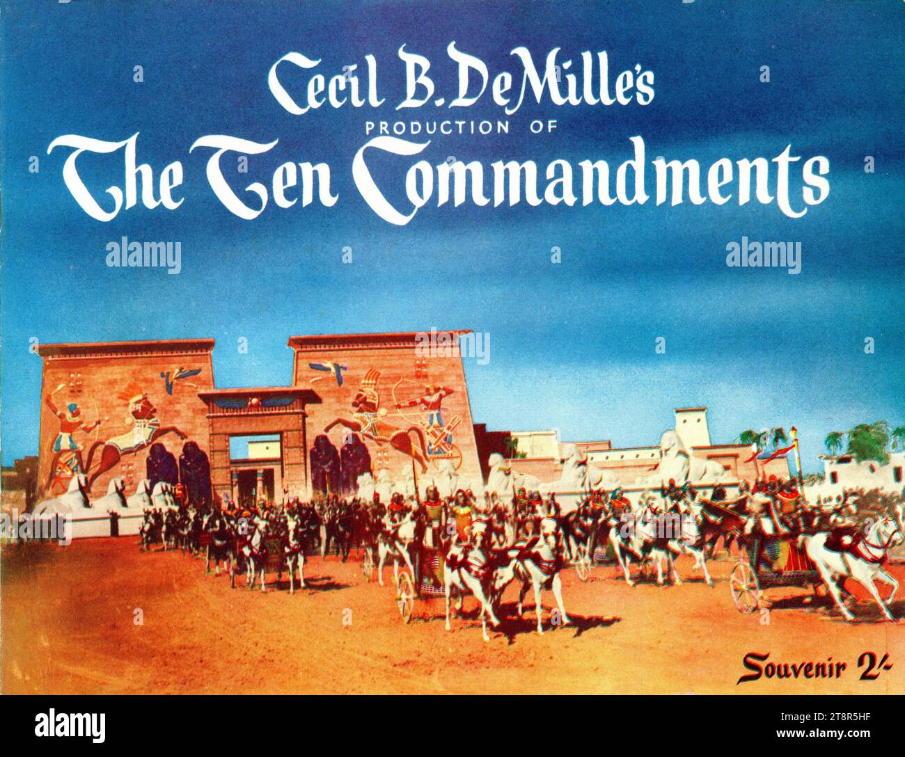 CHARLTON HESTON and YUL BRYNNER in THE TEN COMMANDMENTS 1956 director CECIL B. DeMILLE music Elmer Bernstein Motion Picture Associates / Paramount Pictures Stock Photo