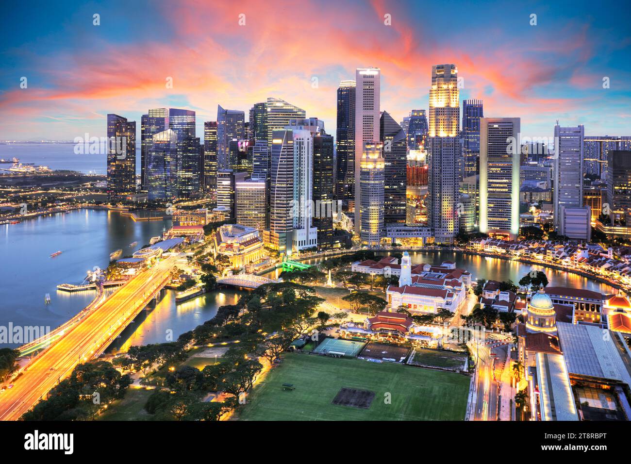 Aerial view of sunset at Marina Bay Singapore city skyline Stock Photo ...