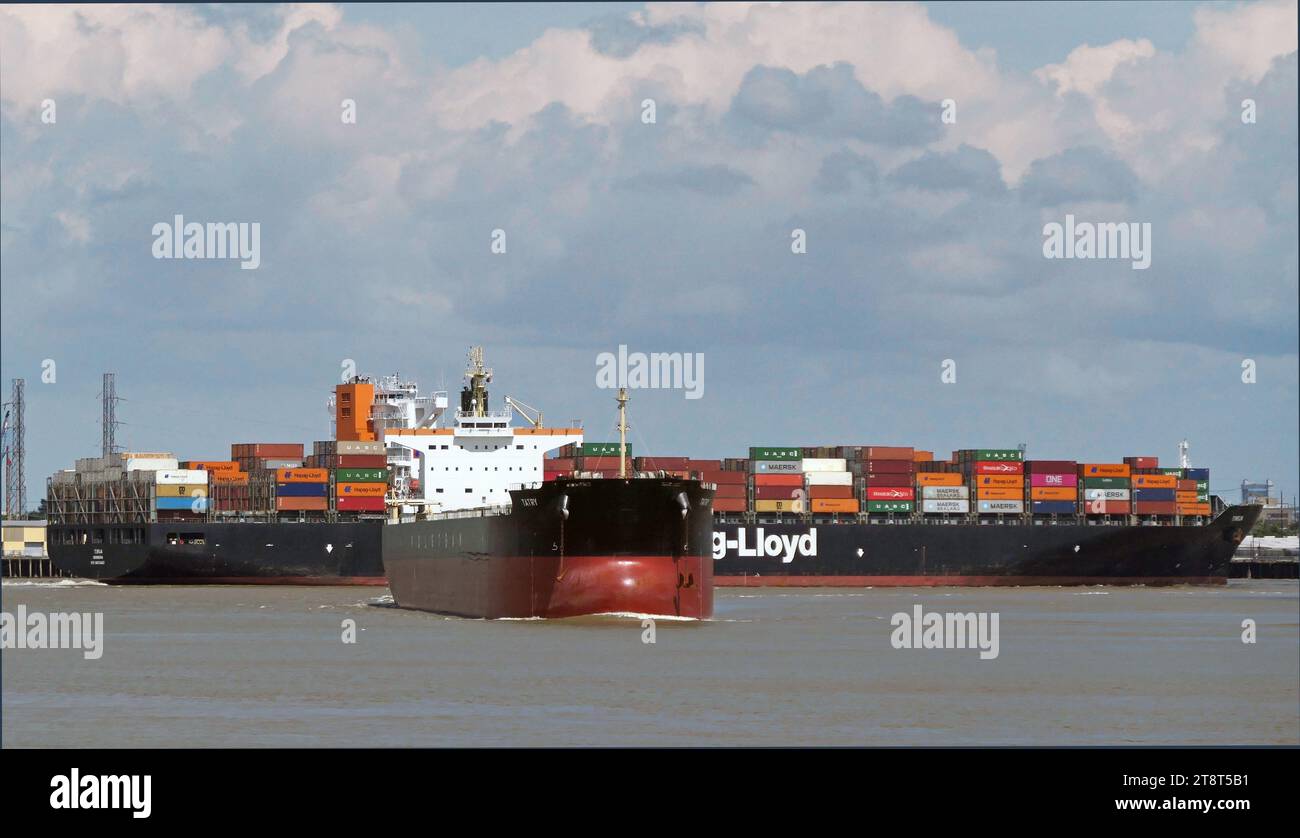 Tatry bulk carrier hi-res stock photography and images - Alamy
