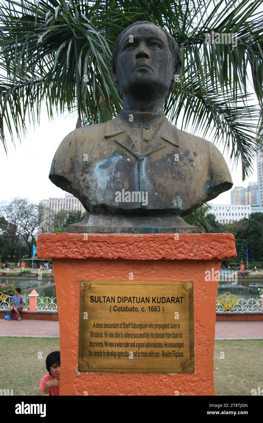 Rizal Park: Sultan Dipatuan Kudarat, Rizal Park, Manila, Luzon, Philippines Stock Photo