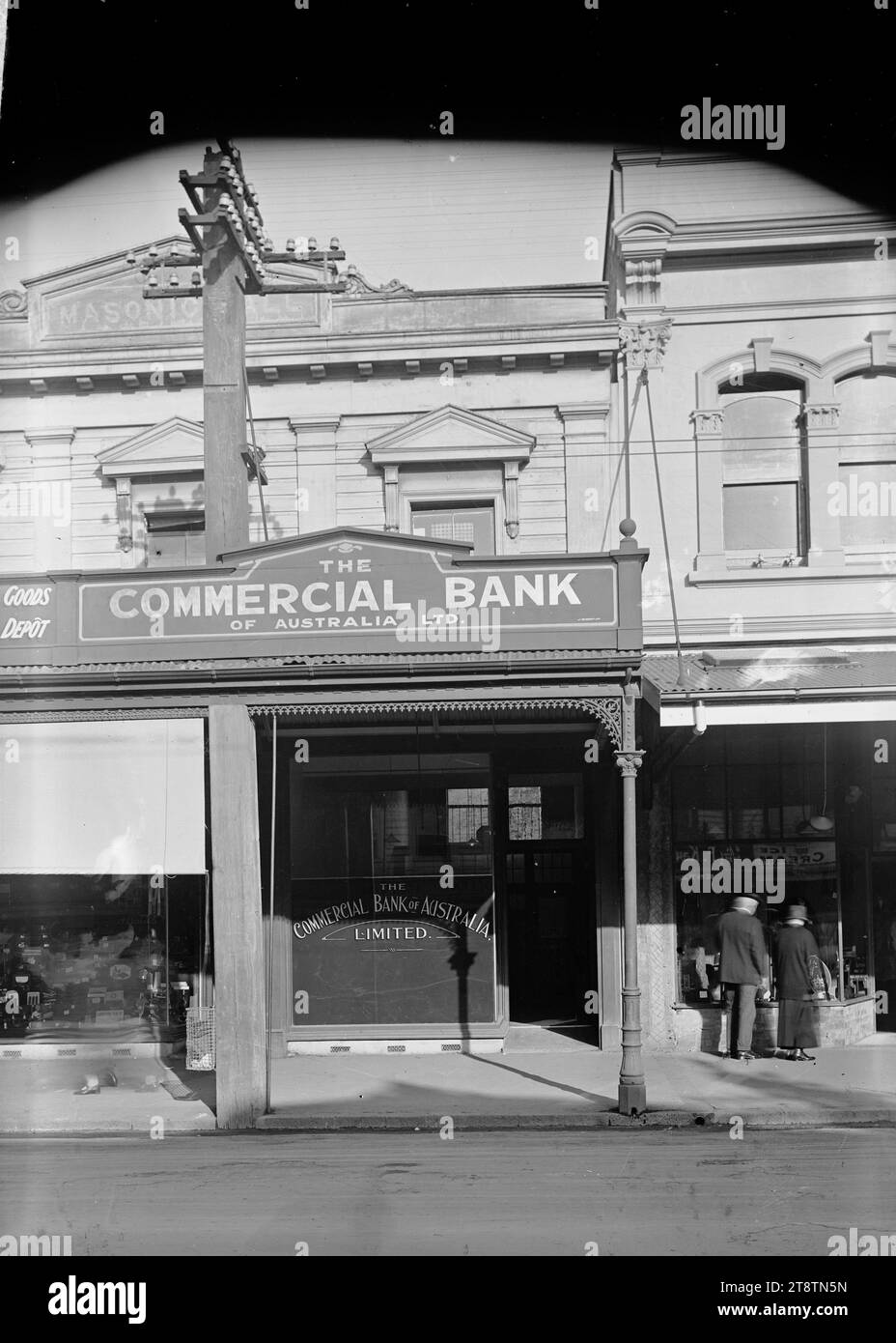 Commercial Bank of Australia, Ltd, Auckland, New Zealand, View of the facade of the Commercial Bank of Australia (CBA) in the Masonic Hall building. in early 1900s Stock Photo