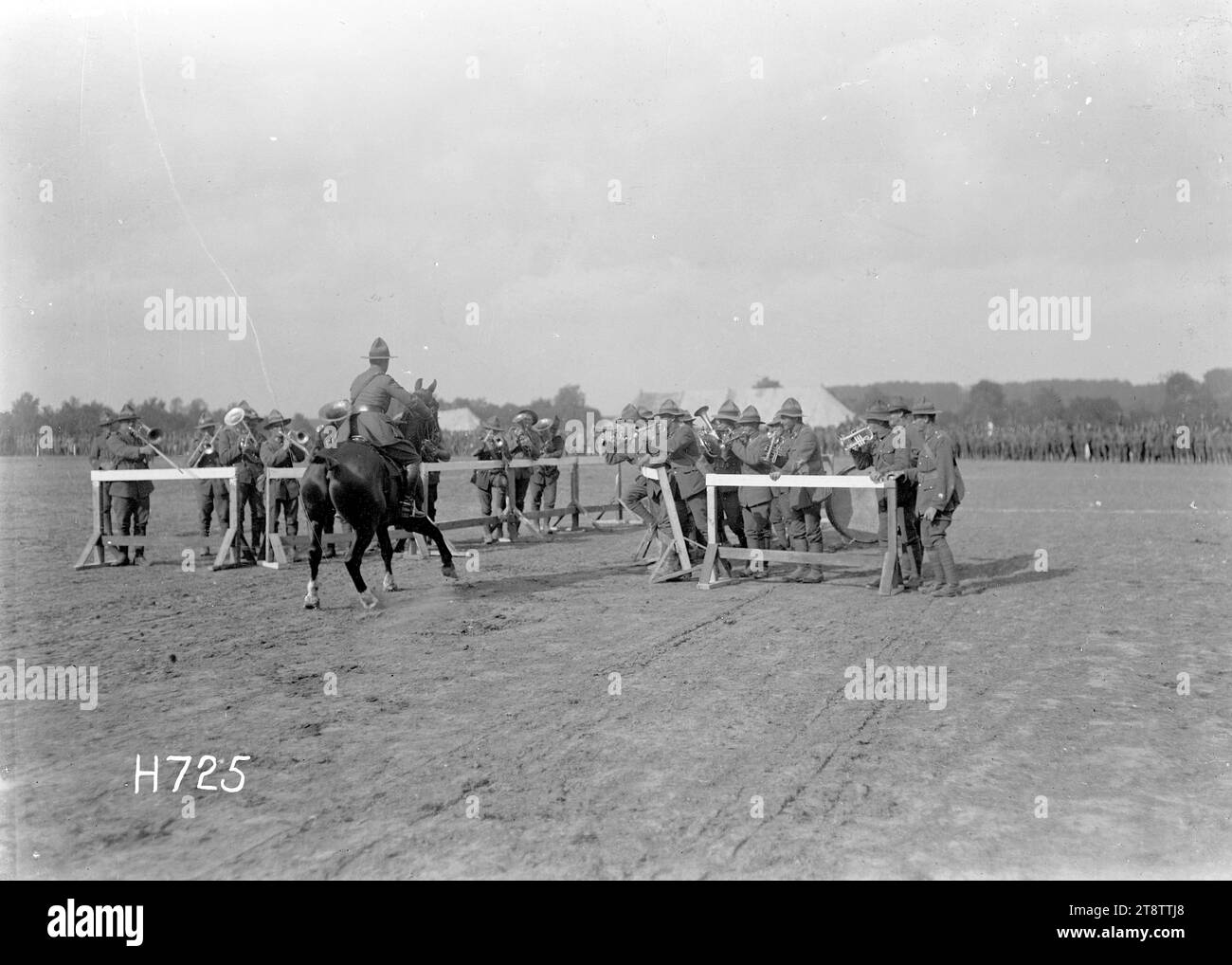 Loud noises tests hi-res stock photography and images - Alamy