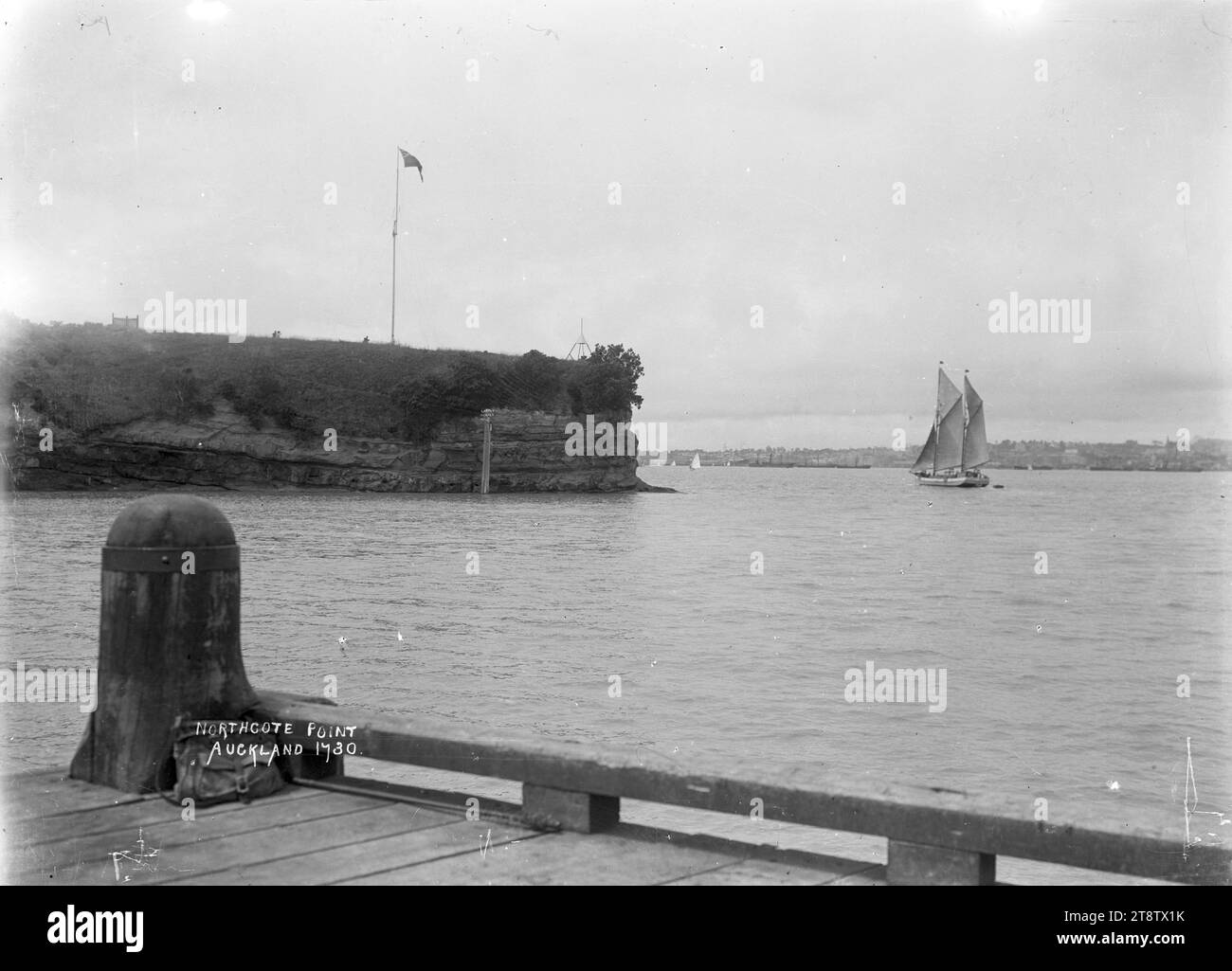 Northcote point auckland Black and White Stock Photos & Images - Alamy