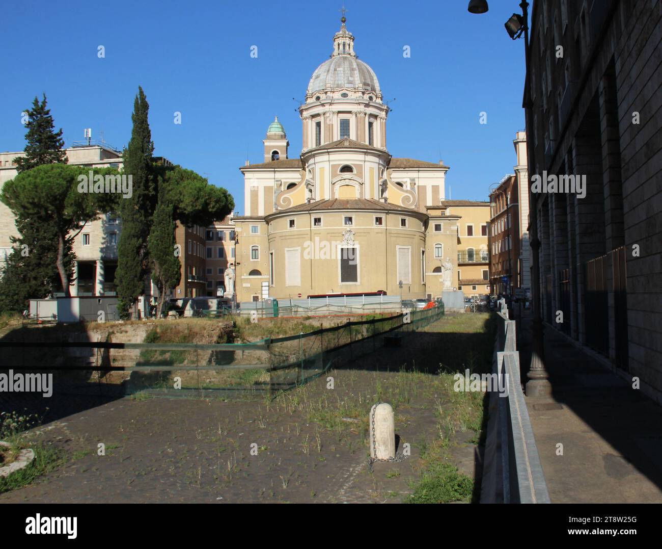 Roman Catholic Church of Saint Roch (San Rocco) or maybe San Carlo al Corso, next to Mausoleum of Augustus, Ancient Rome Historic Center, Rome, Italy Stock Photo