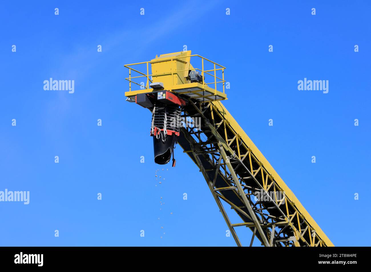 Sandvik conveyor transports Foamit foam glass aggregate onto stockpile at Uusioaines Oy production plant in Forssa, Finland. September 9, 2022. Stock Photo