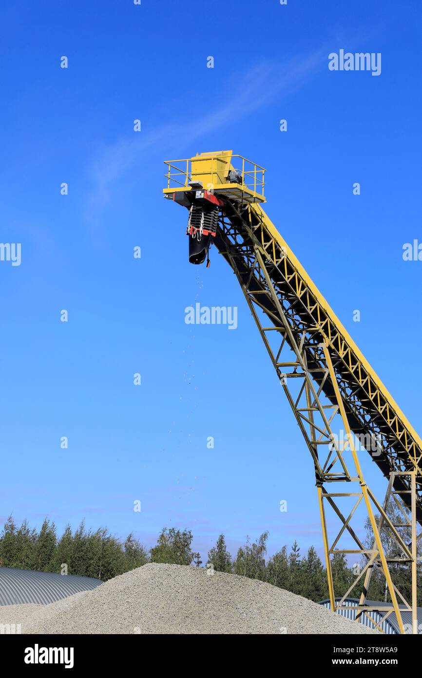 Uusioaines Oy recycled glass processing and Foamit foam glass aggregate