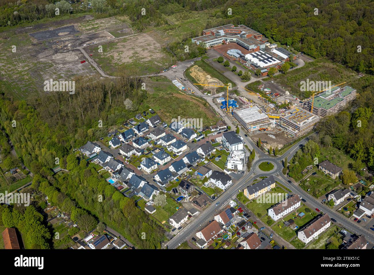 Aerial view, construction site and new building, Grone Bildungszentrum NRW, TÜV Nord, new residential area Unter den Telgen, Weddinghofen, Bergkamen, Stock Photo