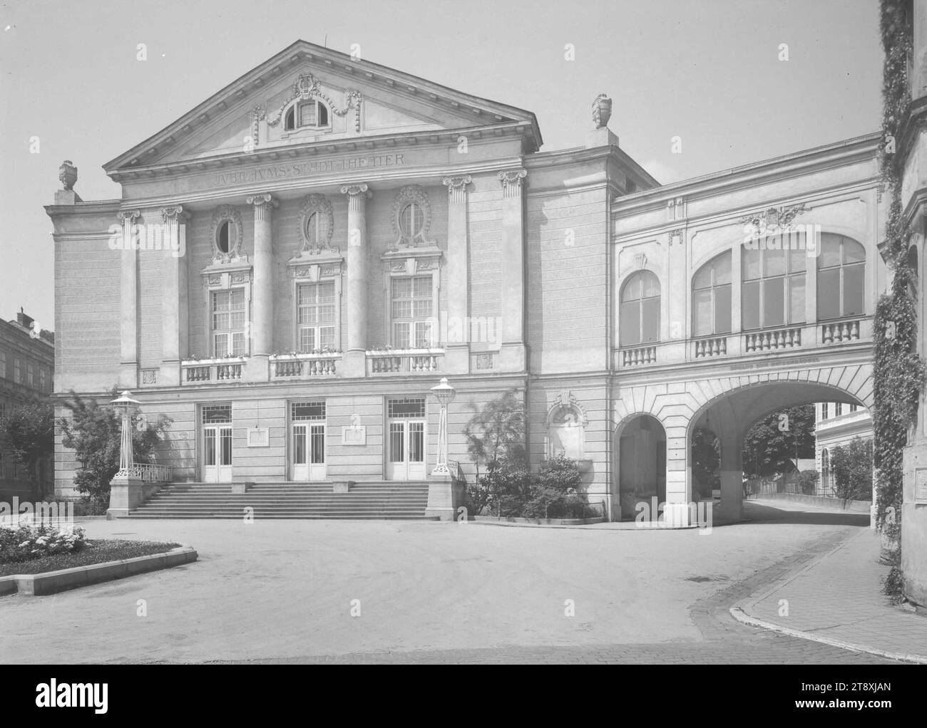 Municipal theater in Baden near Vienna, exterior view, Martin Gerlach