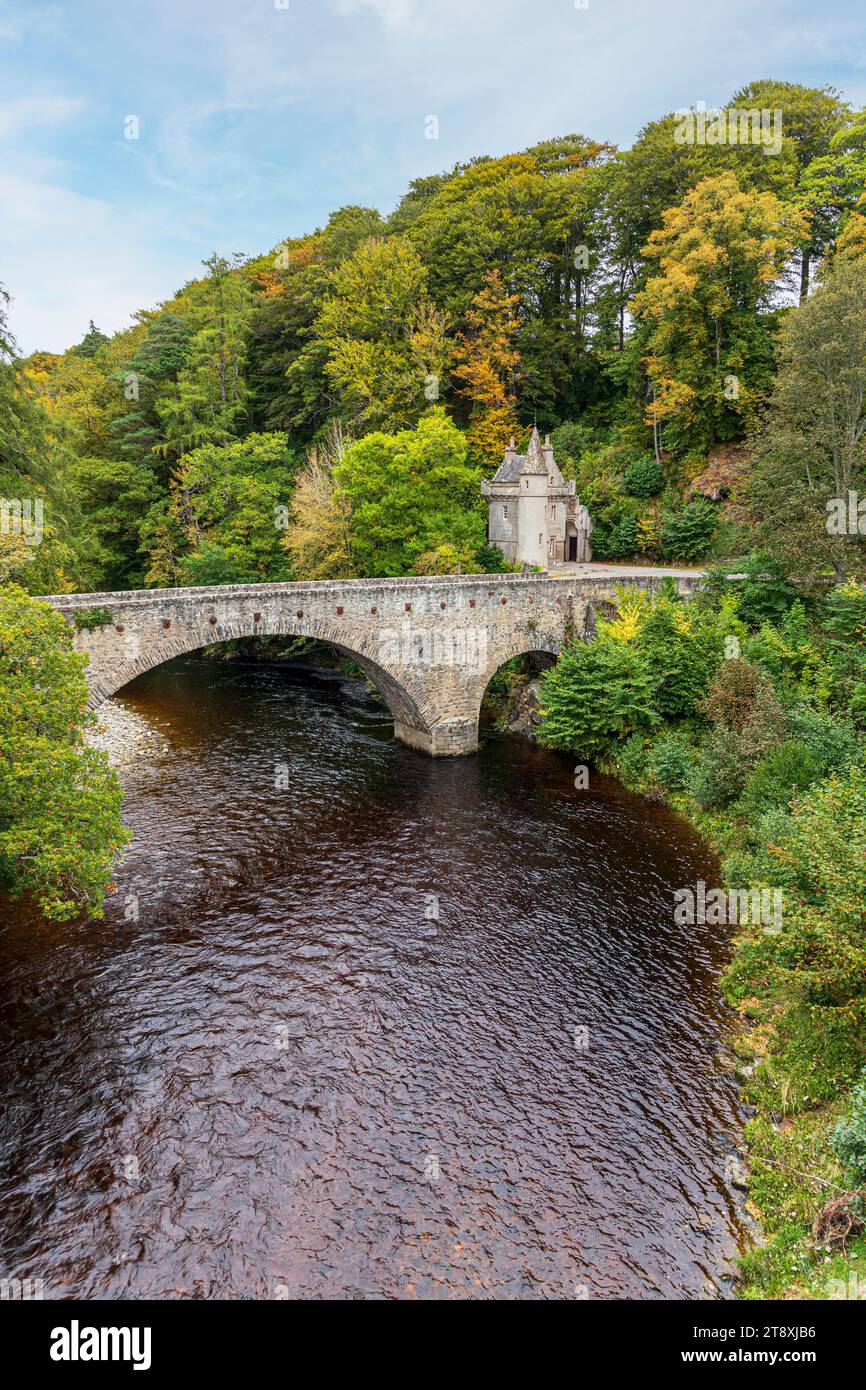 A lodge to Ballindalloch Castle beside the River Avon at Bridge of Avon, Speyside, Moray, Scotland UK Stock Photo