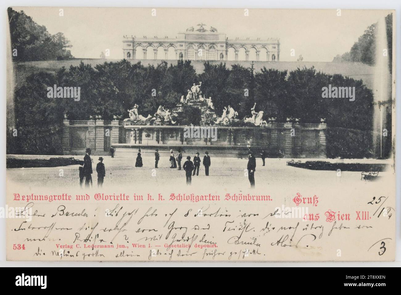 13th, Schönbrunn - Gloriette, from the palace park, with Neptune fountain, picture postcard, Carl (Karl) Ledermann jun., Producer, 1899, paperboard, Collotype, Inscription, FROM, Vienna, TO, Brno, ADDRESS, To Wolgeboren, Herr, Bäckermeister, in Brno, Franziskanergasse 9, MESSAGE, 25, I 99, Dear brother! So far I have 8 cards from you. Are you interested in some from Graz and Trieste. I sent you the Neptune Grotto alone earlier, Attractions, Habsburgs, Park, Recreation and Leisure, Media and Communication, Postcards with transliteration, 13th District: Hietzing, public gardens, park Stock Photo