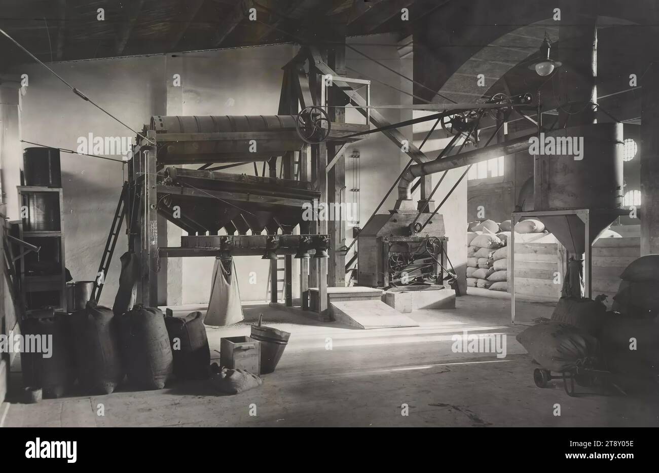 Lagerhaus der stadt wien hires stock photography and images Alamy