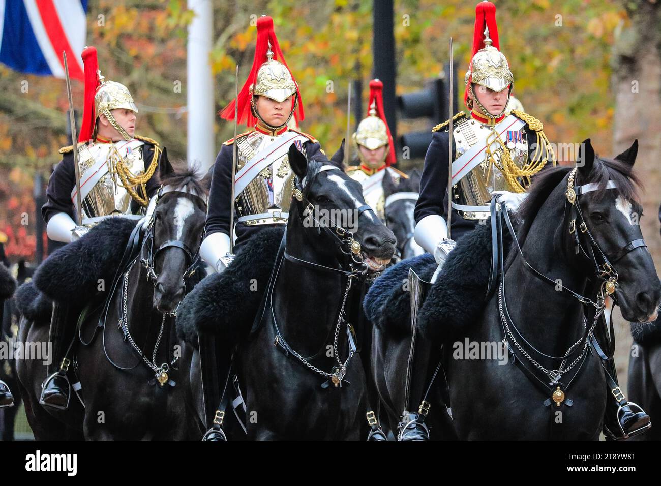 London, UK. 21st Nov, 2023. Mounted soldiers of the Household Cavalry. Troops proceed along the Mall, accompanying the carriages carrying members of the British Royal family and the state visitors from South Korea. The President of the Republic of Korea, His Excellency Yoon Suk Yeol, accompanied by Mrs Kim Keon Hee, pays a State Visit to the UK as the guest of their Majesties the King and Queen. Credit: Imageplotter/Alamy Live News Stock Photo