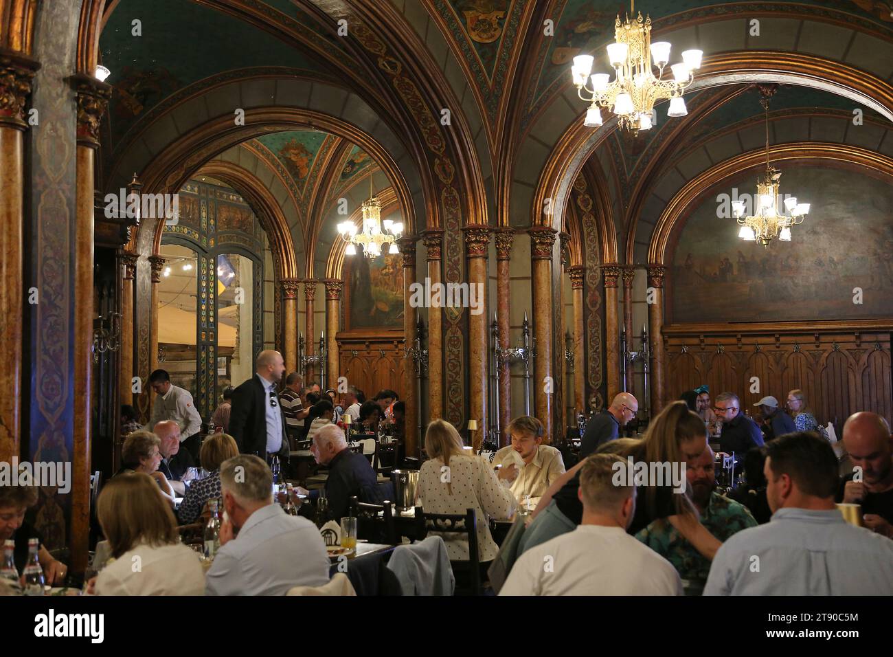 Caru cu Bere restaurant, Strada Stavropoleos, Old Town, Historic Centre, Bucharest, Municipality of Bucharest, Romania, Europe Stock Photo