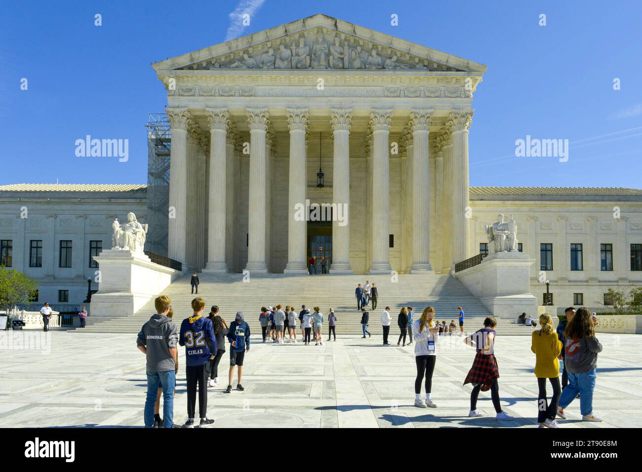 Judicial facade exterior outside hi-res stock photography and images ...