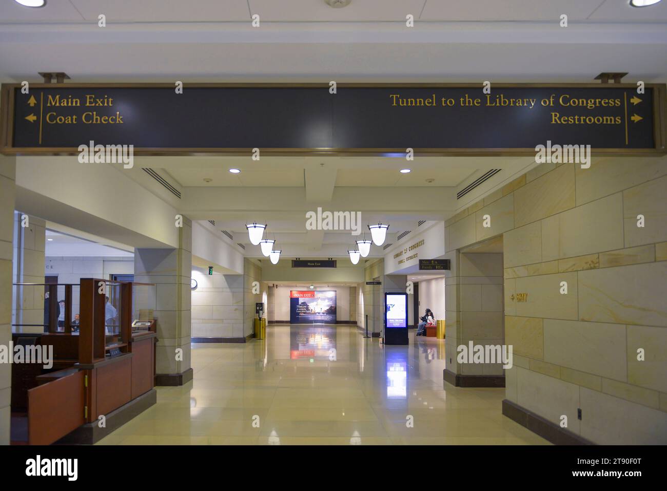 Washington dc us capitol hallway hi-res stock photography and images ...