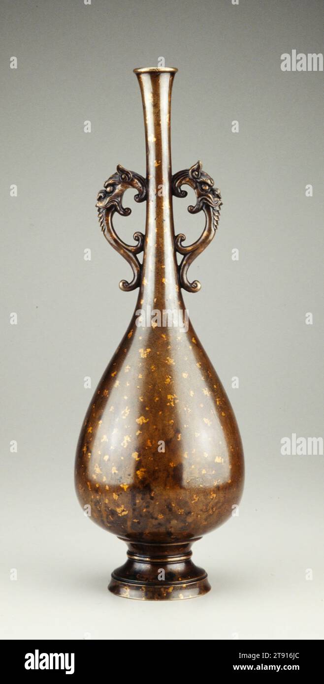 Altar Flower Vase, 18th century, 17 1/8 x 5 5/8 in. (43.5 x 14.29 cm ...