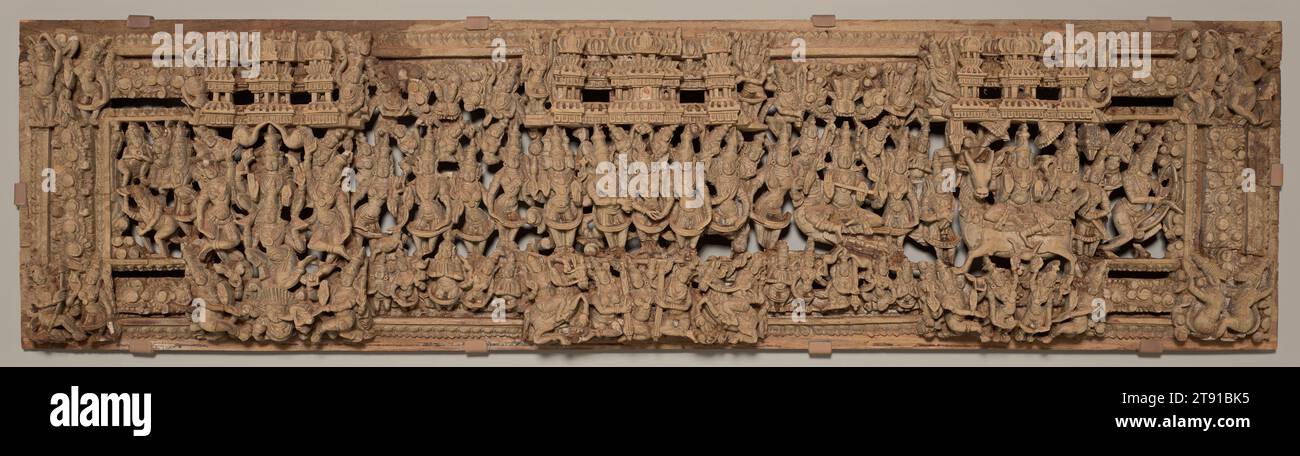 Carved Lintel Panel From Andhra Pradesh - 19th Century Carved Lintel Panel From Andhra Pradesh - 19th Century