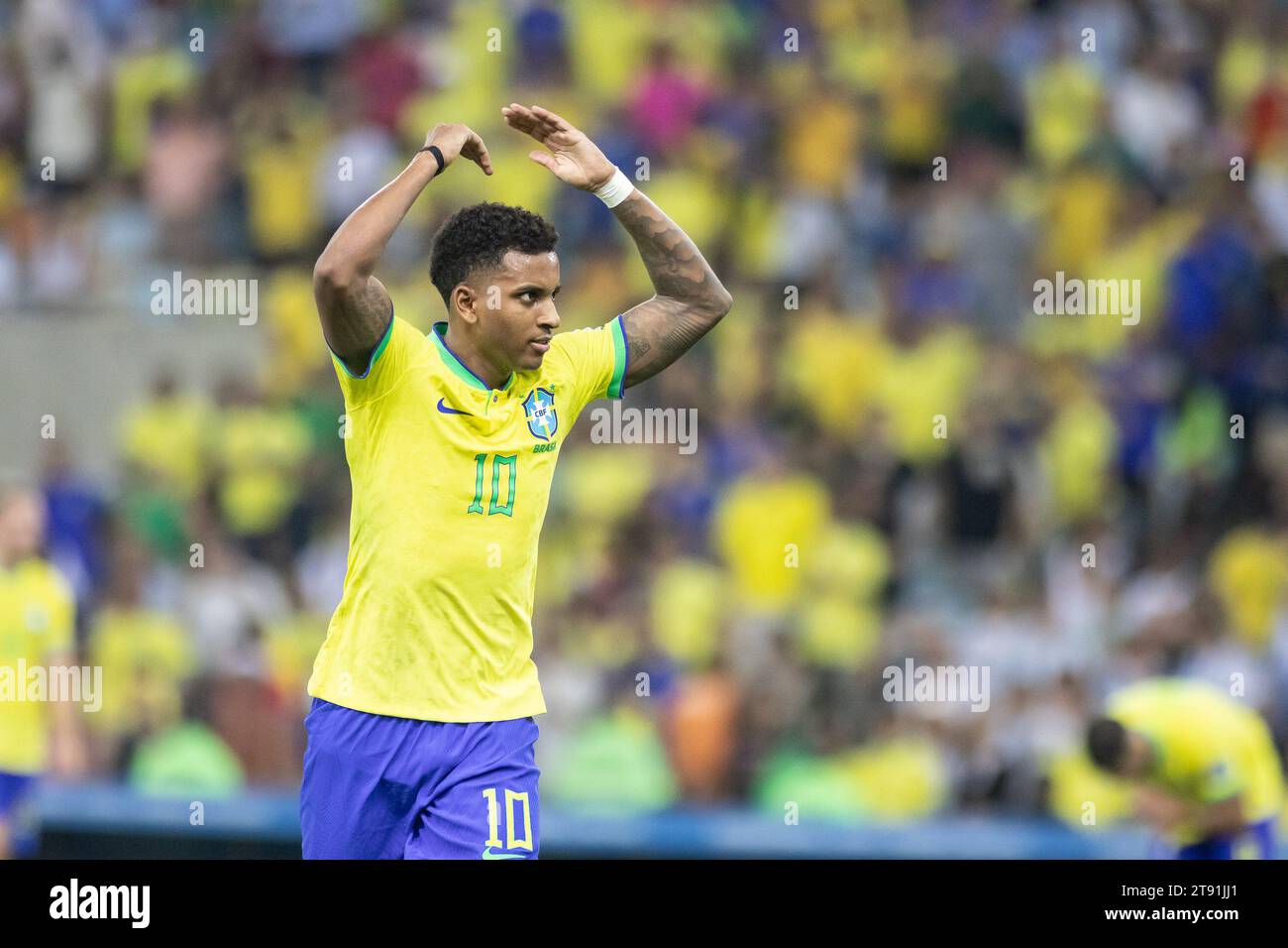 Rio De Janeiro, Brazil. 21st Nov, 2023. RIO DE JANEIRO, BRAZIL - NOVEMBER 21: Rodrygo of Brazil reacts during a match between Brazil and Argentina as part of 2026 FIFA World Cup South American Qualification at Maracana Stadium on November 21, 2023 in Rio de Janeiro, Brazil. (Photo by Wanderson Oliveira/PxImages) Credit: Px Images/Alamy Live News Stock Photo