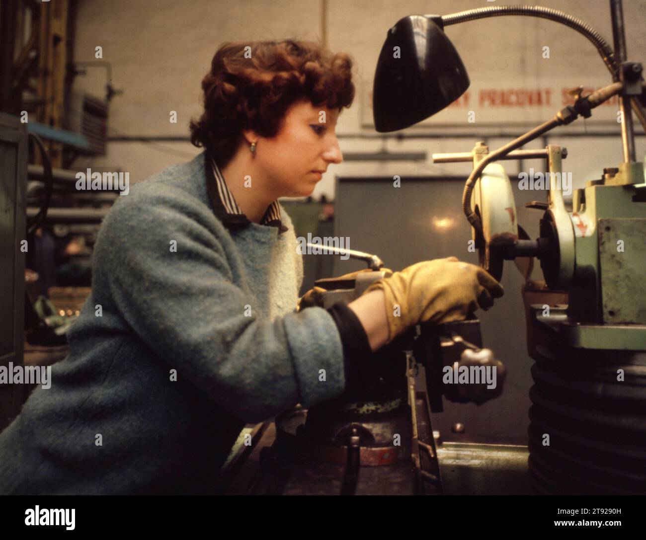 DEU, Germany: The historical slides from the 84-85 r years, Ruhr area. Women's workplace in a metal factory ca. 1984 Stock Photo