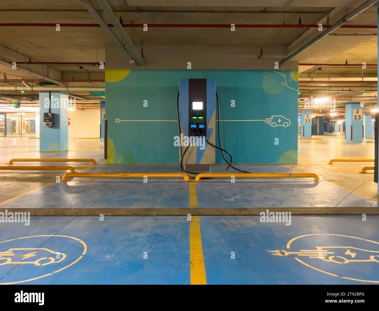 DC charging station to charge electric vehicles in the parking garage