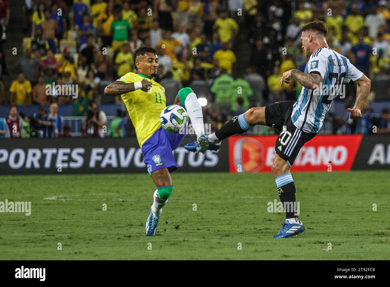 Rio De Janeiro, Brazil. 21st Nov, 2023. Raphinha (L) of Brazil vies for