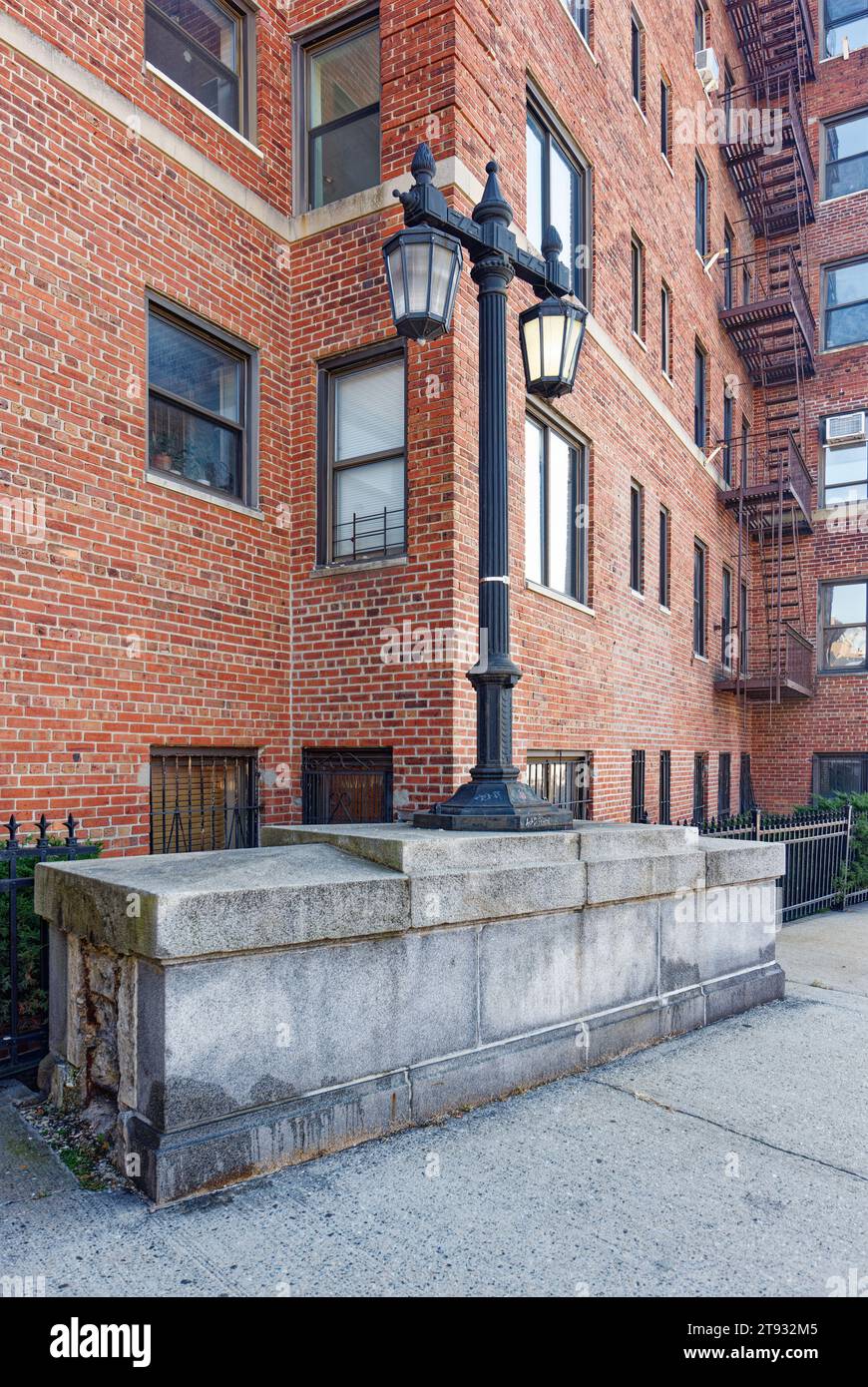 871 riverside drive hires stock photography and images Alamy