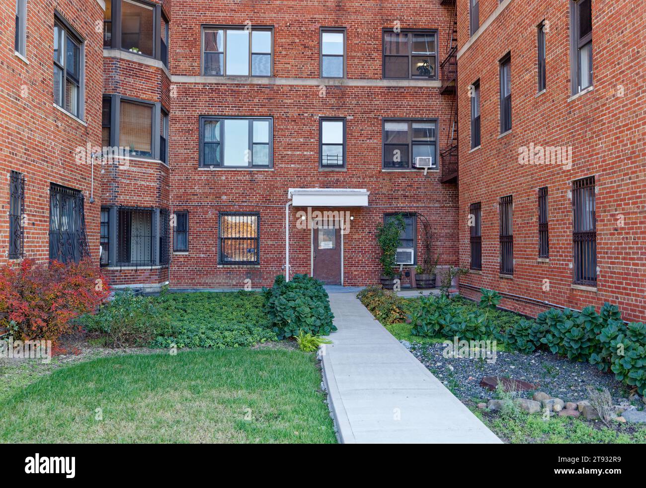 River Arts Apartments, in Manhattan’s Washington Heights neighborhood, is a cooperative complex