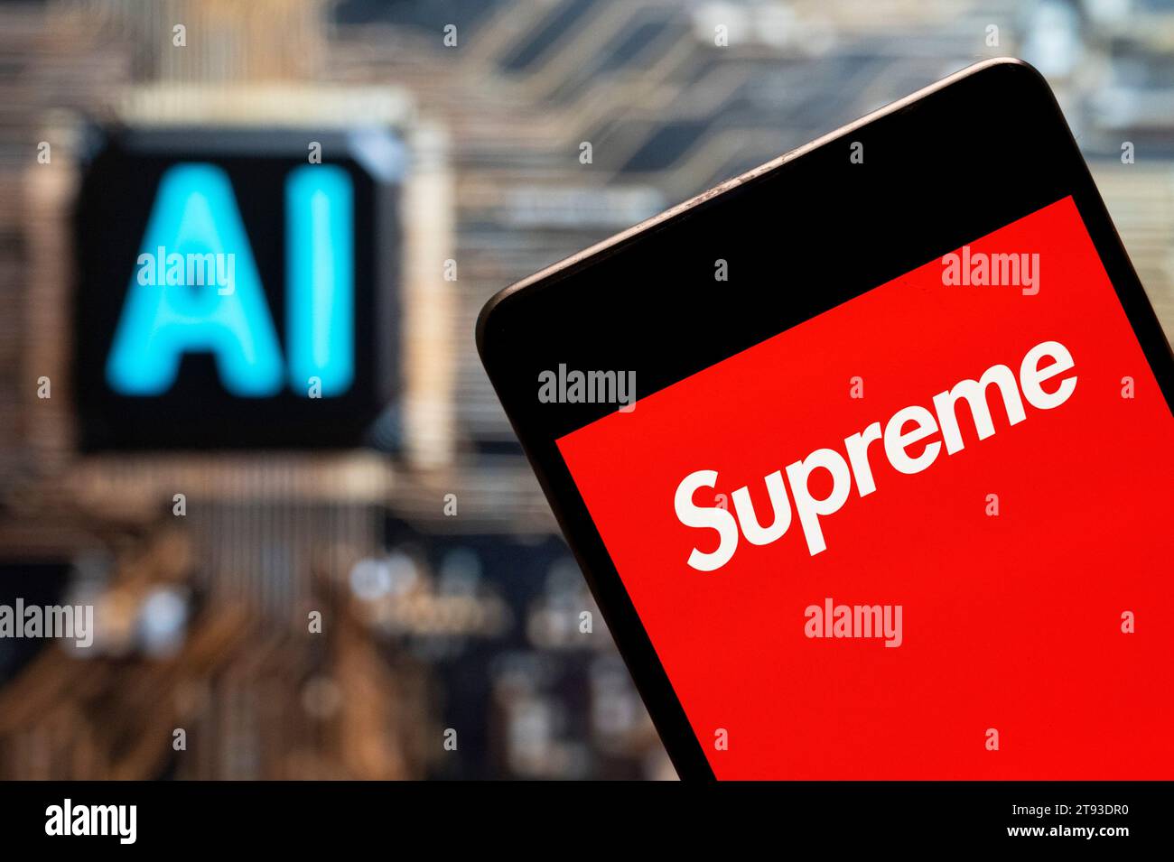 Supreme clothing store usa