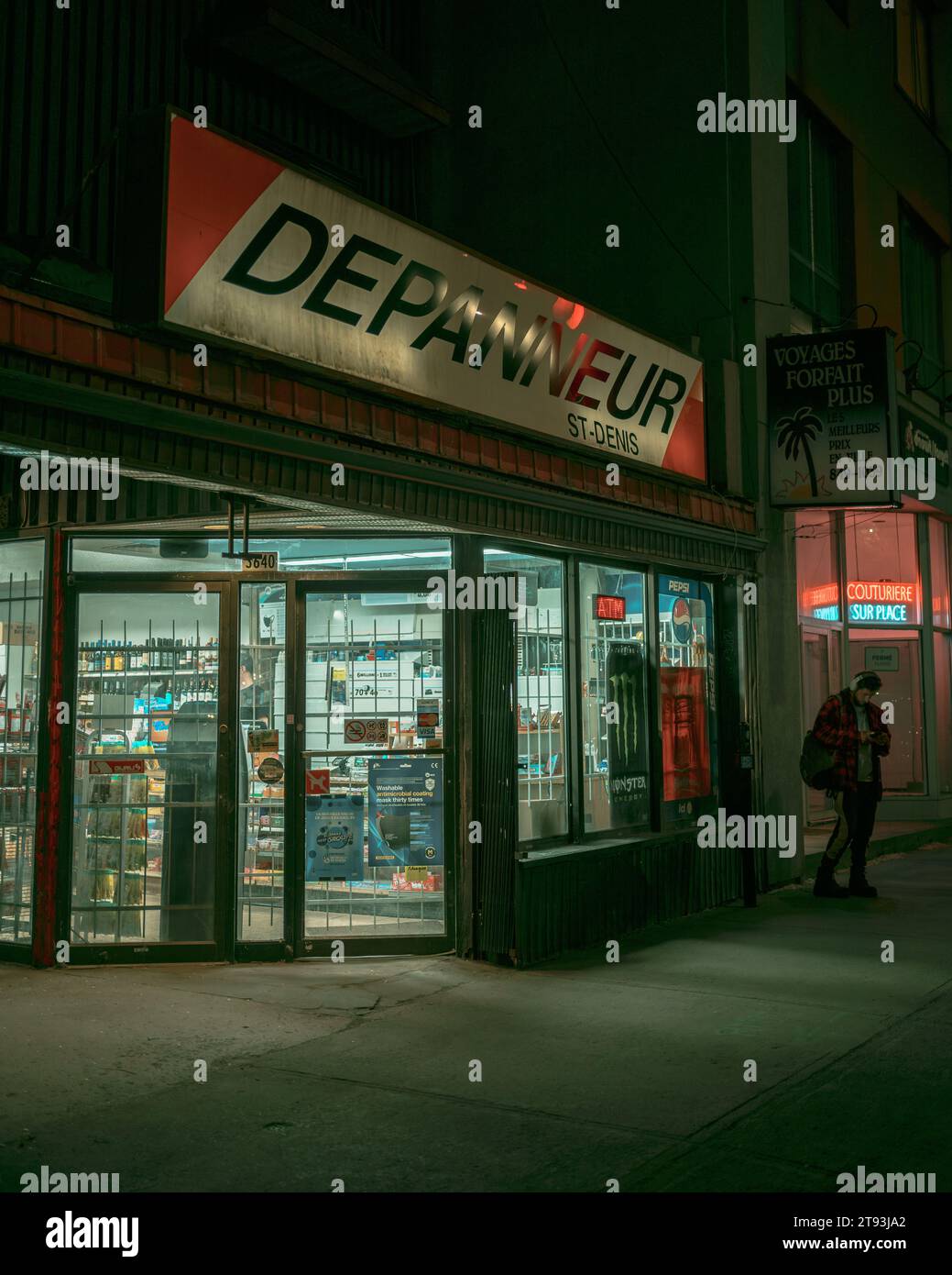 Depanneur kim st denis hires stock photography and images Alamy